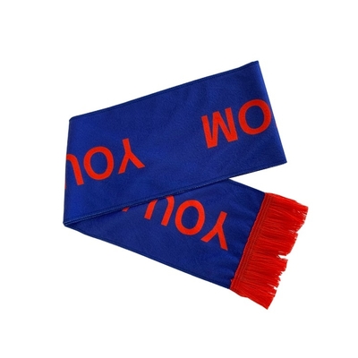 Материал ватки полиэстера печати флага цвета Pantone связанный шарфом